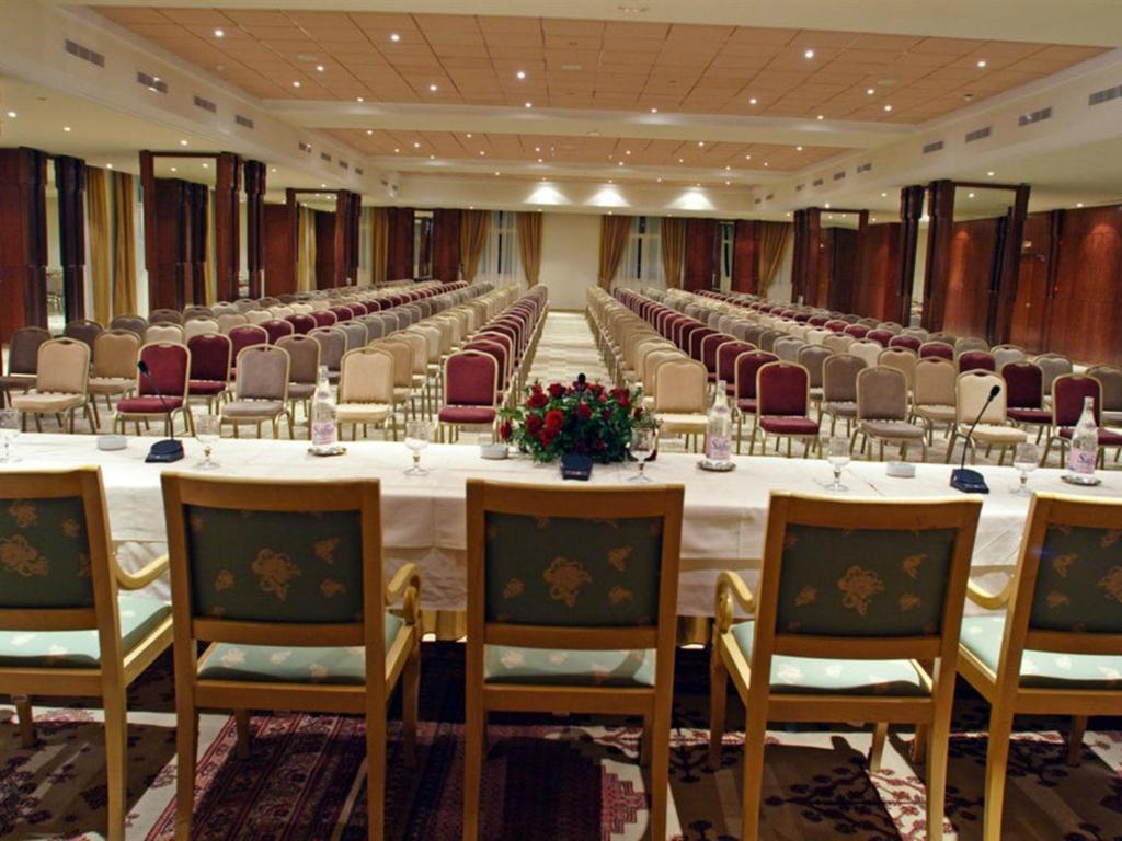 Les Oliviers Palace Sfax Esterno foto