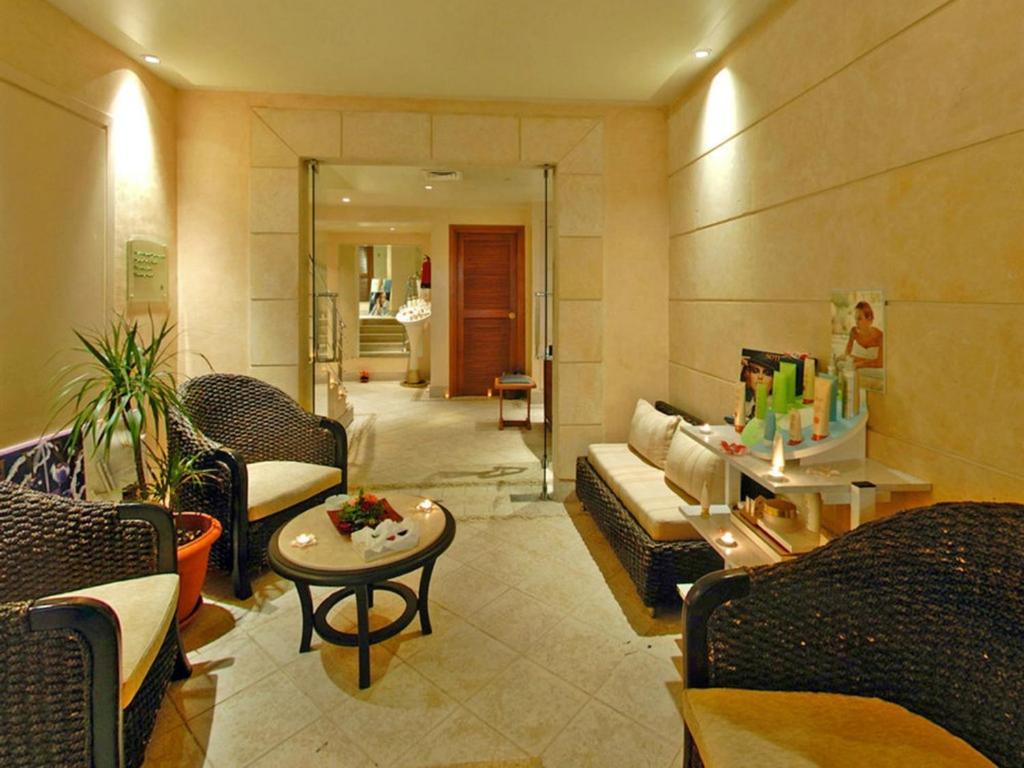 Les Oliviers Palace Sfax Esterno foto